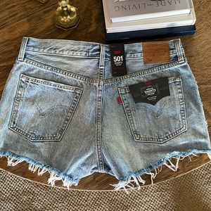 Levi’s Mid Rise Shorts